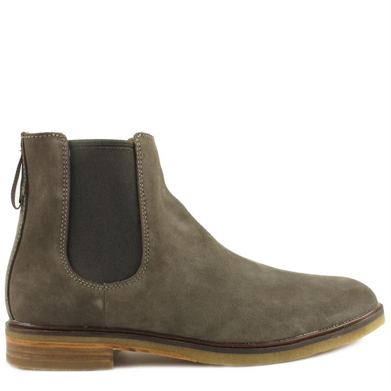 clarks gobi taupe