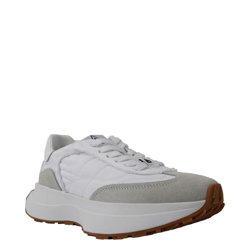 ELENA IACHI sneakers space