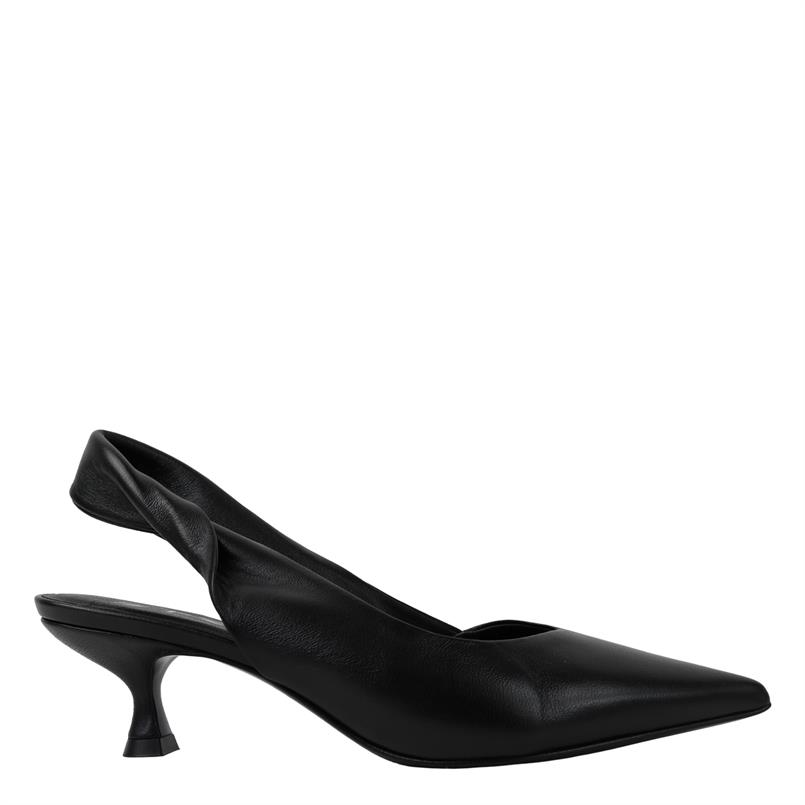 STRATEGIA pumps a5704