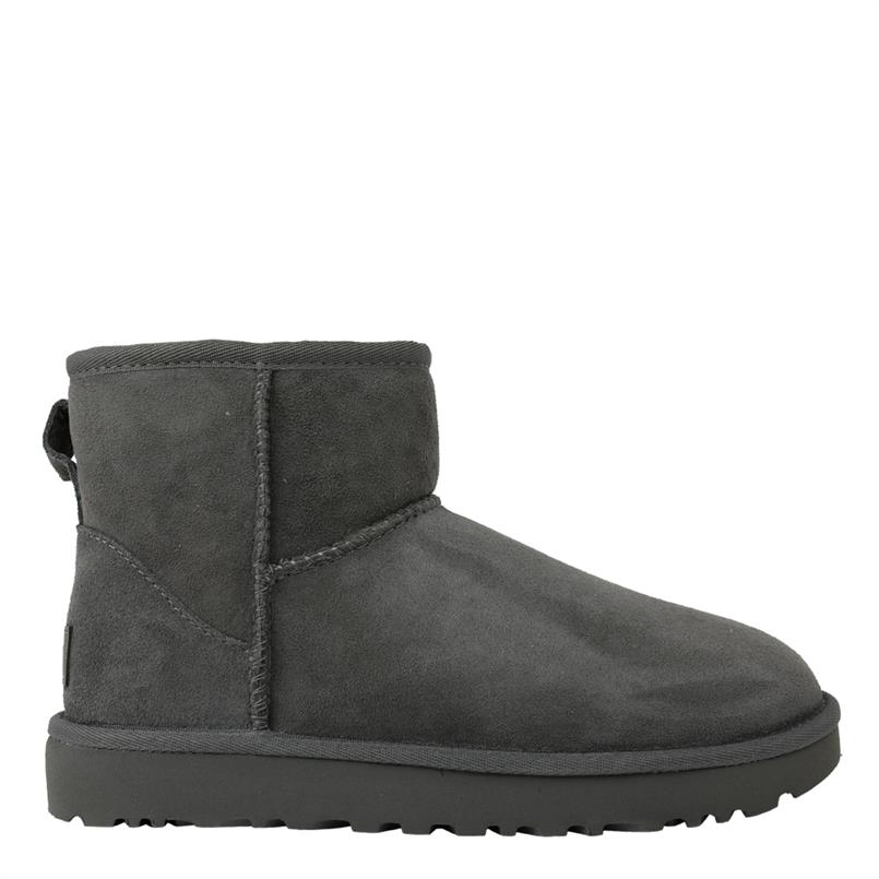 UGG enkellaarzen classic mini 2